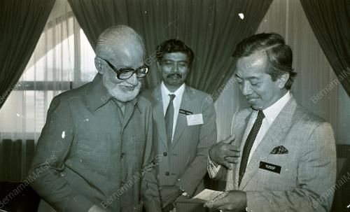 KL01_260690_MAAL_HIJRAH