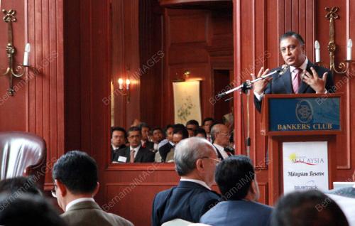 NOR MOHAMED YAKCOP