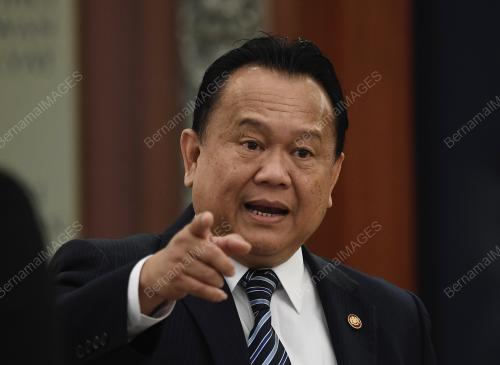 DATUK SERI ALEXANDER NANTA LINGGI