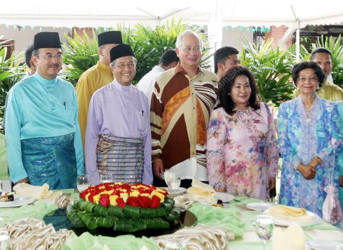 MOHD NAJIB TUN ABDUL RAZAK