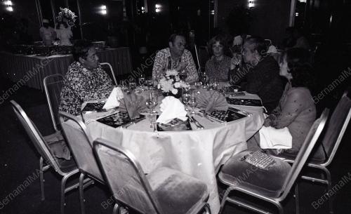 MAJLIS MAKAN MALAM