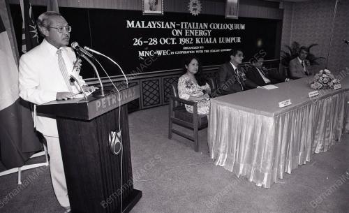 DATUK SERI LEO MOGGIE