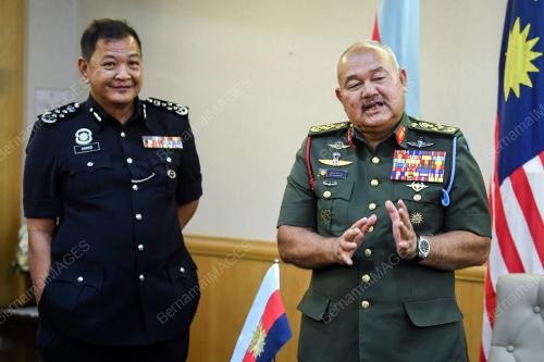 TAN SRI ZULKIFLI ZAINAL ABIDIN