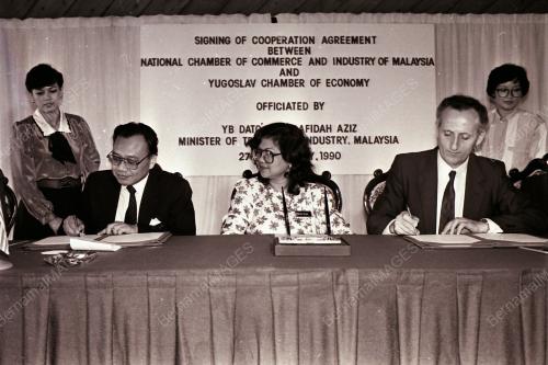 YB DATO' SERI RAFIDAH AZIZ