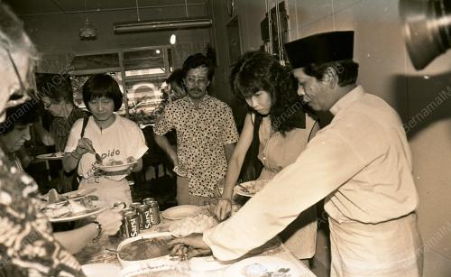 PELANCONG BERHARIRAYA DI KAMPUNG MELAYU AMPANG