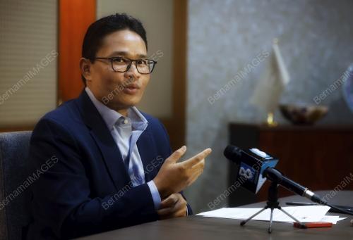 KHAIRUL AZWAN HARUN