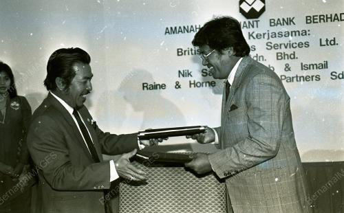 KL01_270690_PERJANJIAN