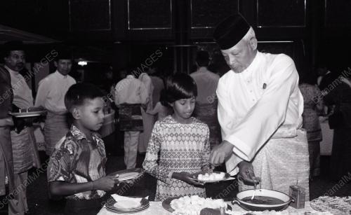 SULTAN AHMAD SHAH AL-MUSTAIN BILLAH