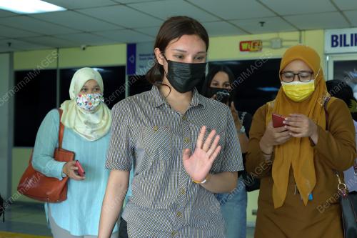 MAHKAMAH SESYEN