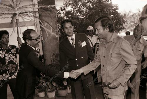 DATUK SERI DR. MAHATHIR BIN MOHAMAD