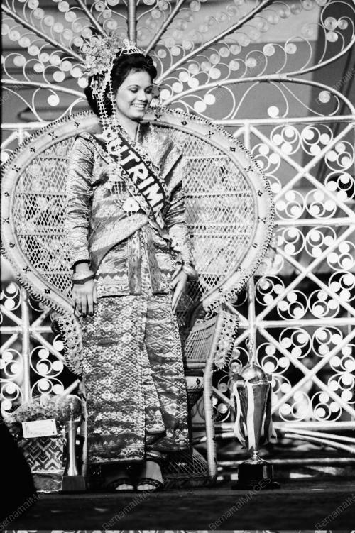 PUTRI MAS