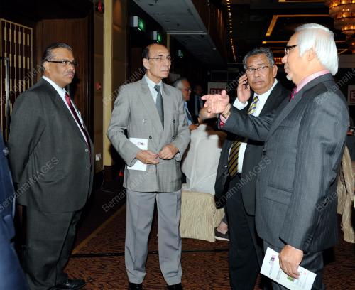 KL01_28042013_DR_ZAKRI