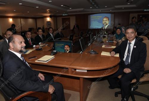 KL01_28052018_MENTERI_RTM