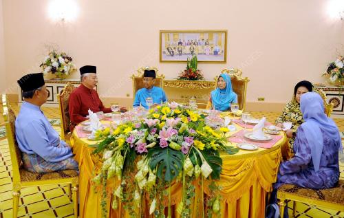 KL01_28072014_SANTAPAN