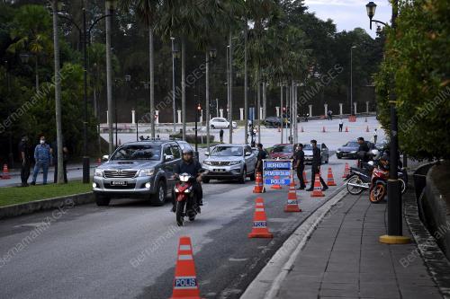 KAWALAN KETAT POLIS