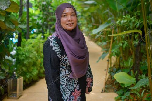 PROFESSOR DR. RAHIMAH IBRAHIM