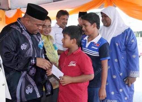 ABDUL AZEEZ ABDUL RAHIM