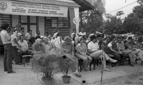 KL01_29012015_GOTONG_ROYONG