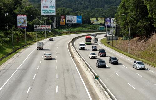 TINJAUAN ALIRAN TRAFIK SEKITAR IBU KOTA