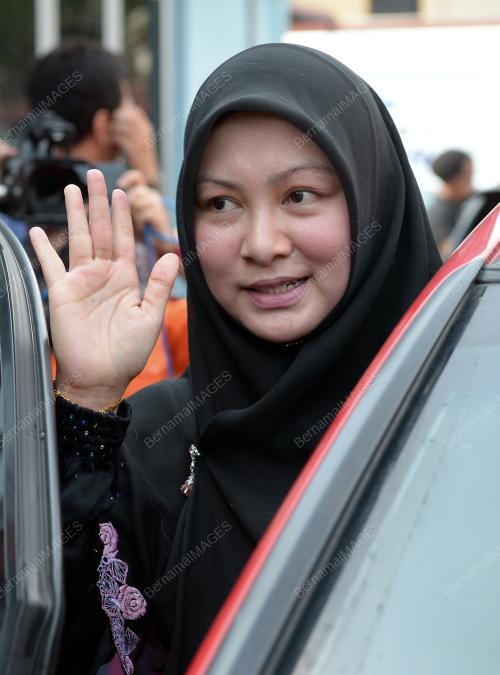 KL01_29052014_KES_ABBY_ABADI
