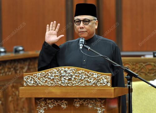 KL01_29122014_PARLIMEN