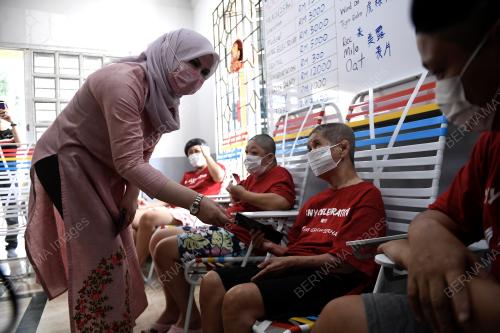 DATUK SERI RINA MOHD HARUN