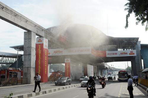 KL01_30032015_MONOREL_TERBAKAR