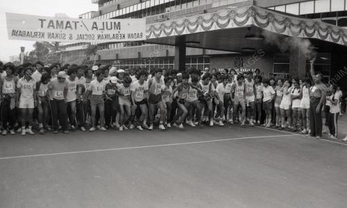 LUMBA JALAN KAKI
