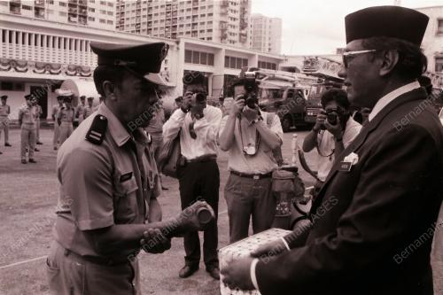 SIJIL KHIDMAT CEMERLANG BOMBA