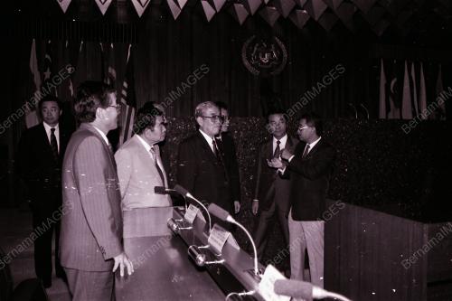 SPEAKER DEWAN KOREA