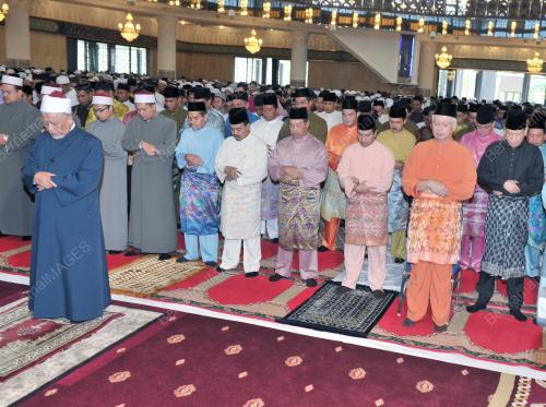 TUANKU MIZAN ZAINAL ABIDIN