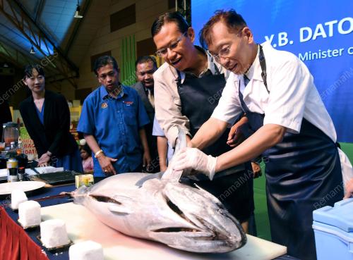 KL01_30092017_DEMOSTRASI_TUNA