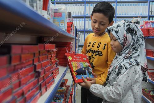KL01_30122018_PERSIAPAN_SEKOLAH_BN201812297115