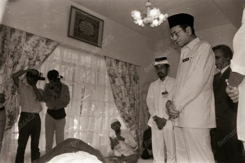 DATUK SERI DR MAHATHIR MOHAMAD