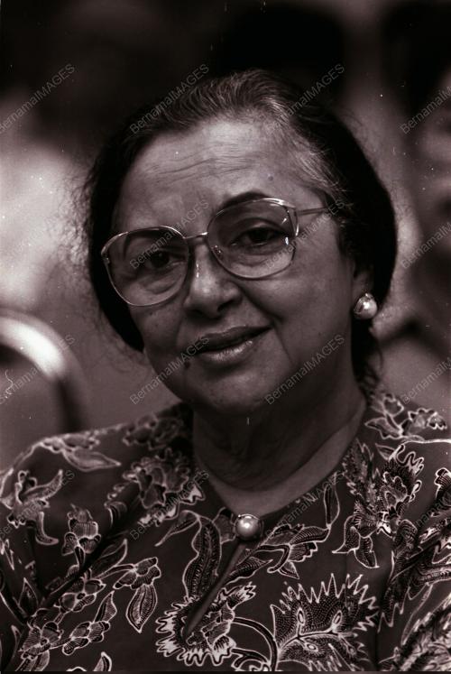 DATUK SERI SANUSI JUNID