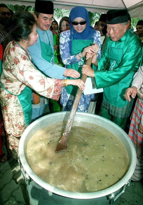 KL02-06_01_2001_BUBUR_-AGONG_18012016