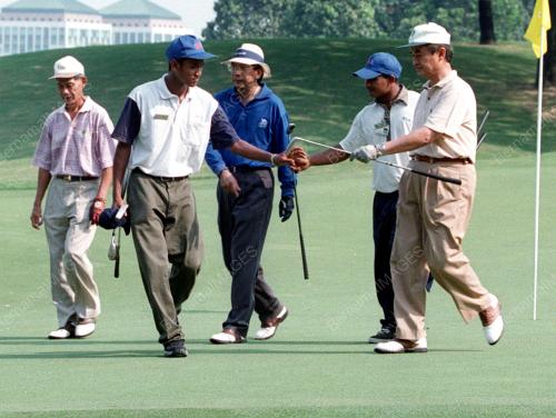 KL02-09_07_2000_PAK_LAH_GOLF_11012016