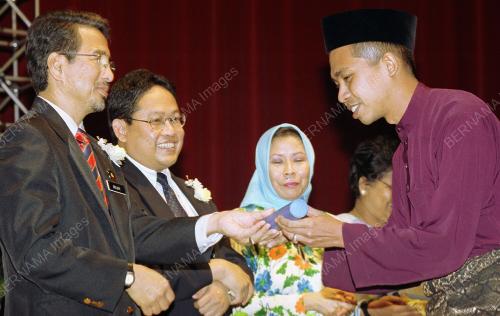 KL02-14_07_2001_PERUBATAN_14072001