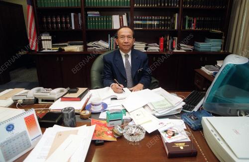 KL02-21_01_2001_RAIS_YATIM_21012001