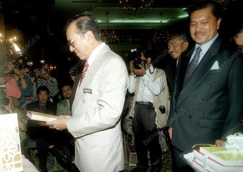 KL02-24_10_2000_PM_-LANCAR_BUKU_14012016