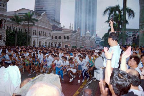KL02-25_02_2001-LARIAN_19012016
