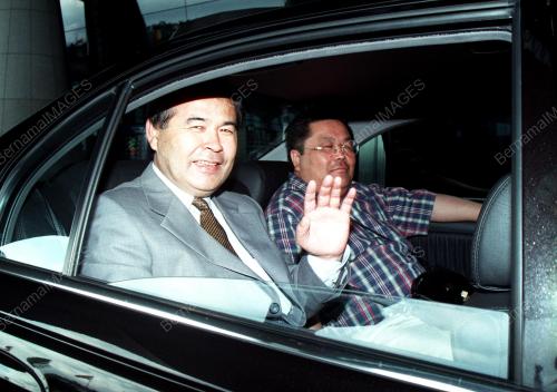 KL02-25_06_2000_WAKIL_KYRGYZ_08012016