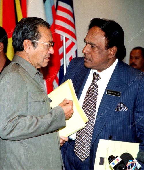 KL02-25_07_2000_UMNO-MIC_11012016