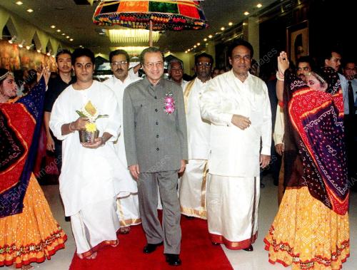 MAHATHIR MAHAMAD