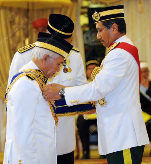 TUANKU MIZAN ZAINAL ABIDIN