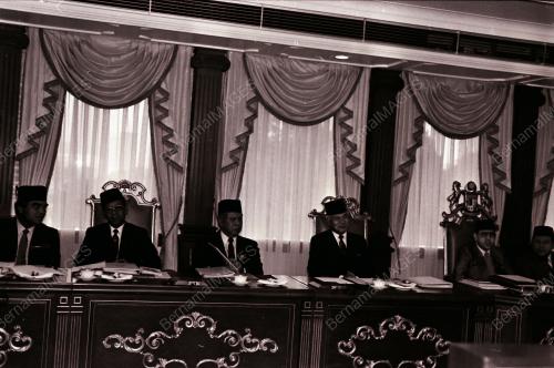 YANG DI-PERTUAN AGONG