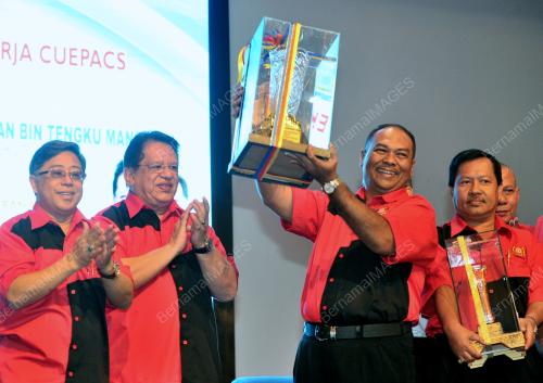 KL02_01052016_CUEPACS