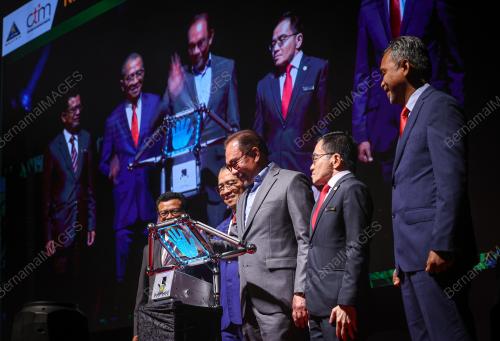 DATUK SERI ANWAR IBRAHIM