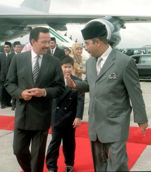 SULTAN HASSANAL BOLKIAH