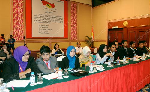 KL02_01122013_MAHASISWA